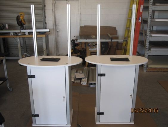 LT.Plasma Exhibitline Kiosk