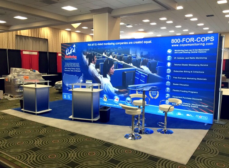 240" x 96" (20ft) Modular Lightbox Display