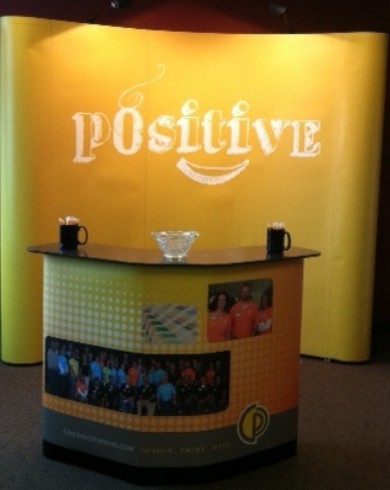 Expolinc Case & Counter Display