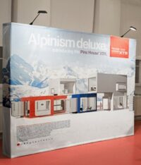 Pre-Owned 8' x 10' Pop-Up Expand MediaFabric Display